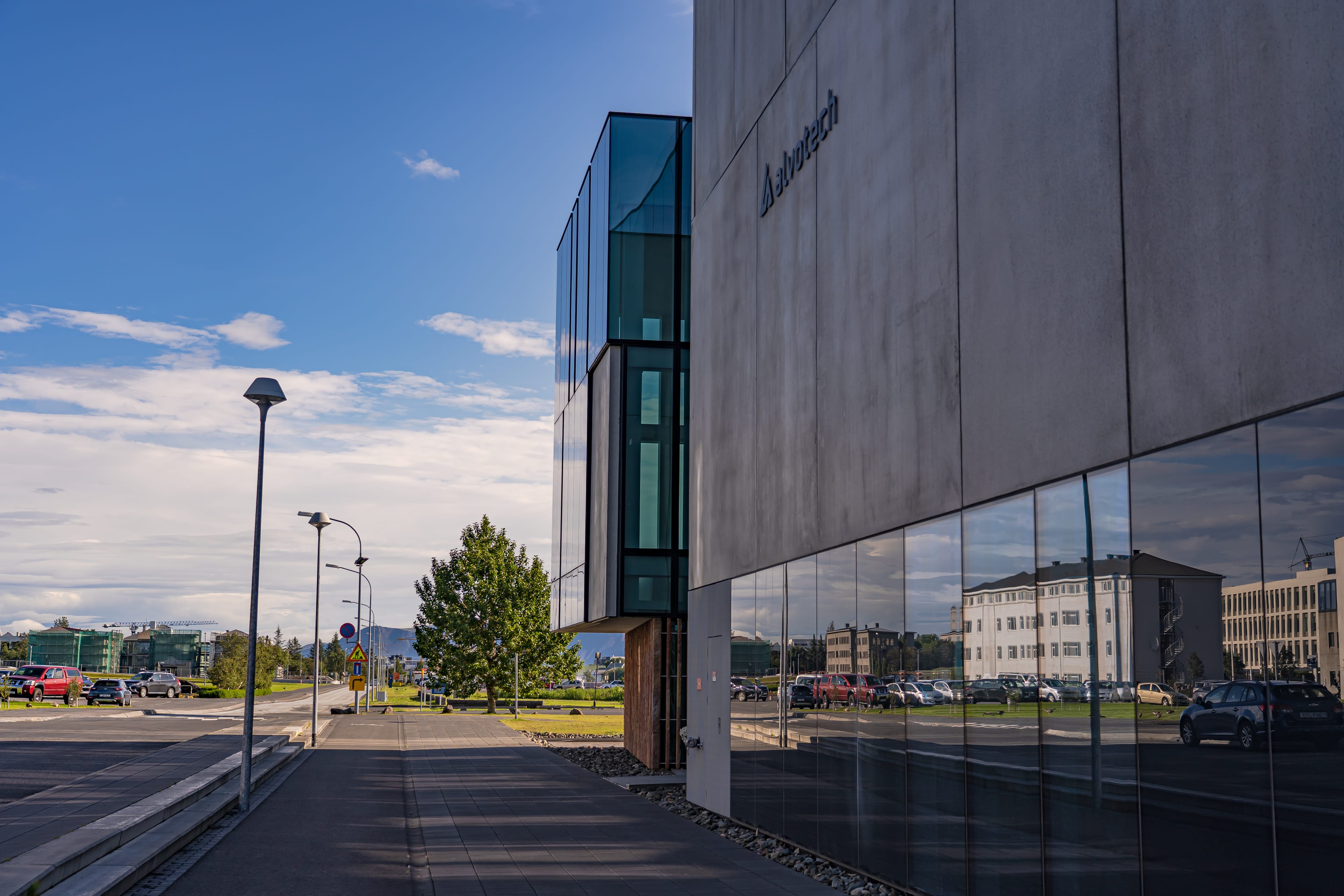 Alvotech's pipeline firing on all cylinders